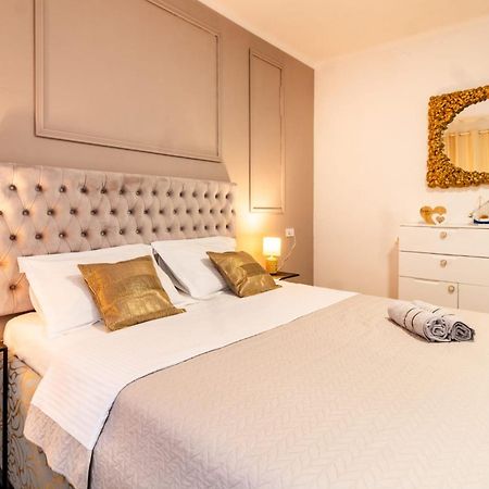 Apartment Lea Centar สปลิท ภายนอก รูปภาพ